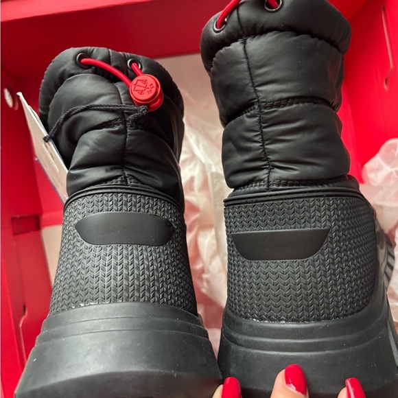 BNWT Hunter Women’s Intrepid Short Snow Boot – Size 39 (US 8) - Picture 15 of 16